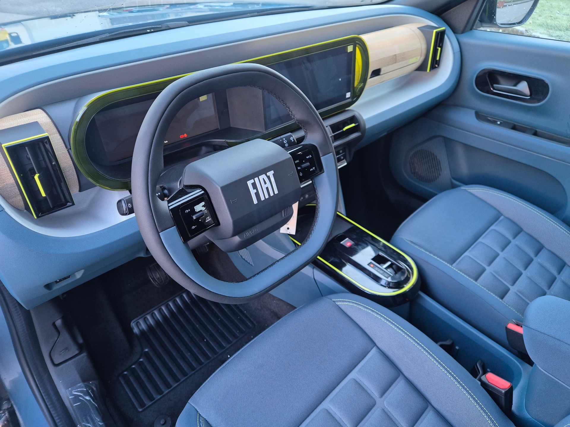 FIAT Grande Panda MHEV La Prima-image-7