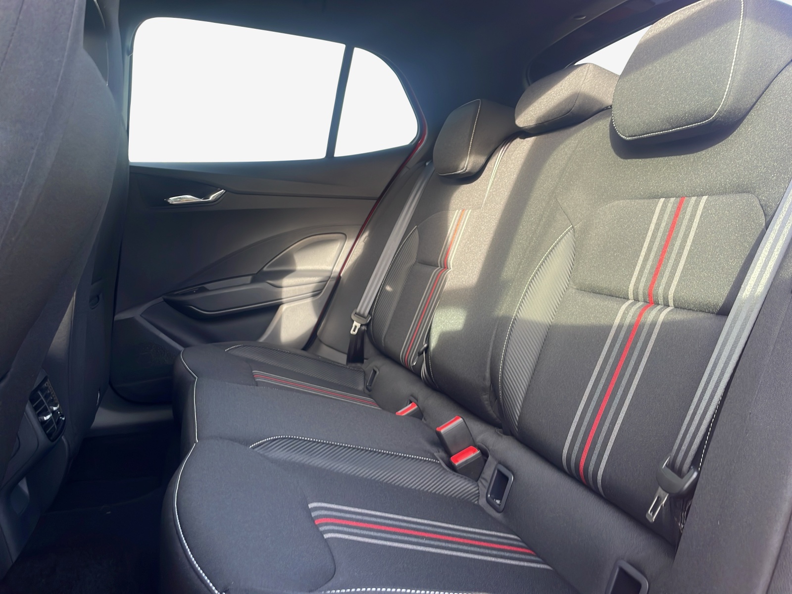 SKODA Fabia 1.0 TSI Monte Carlo DSG-image-11