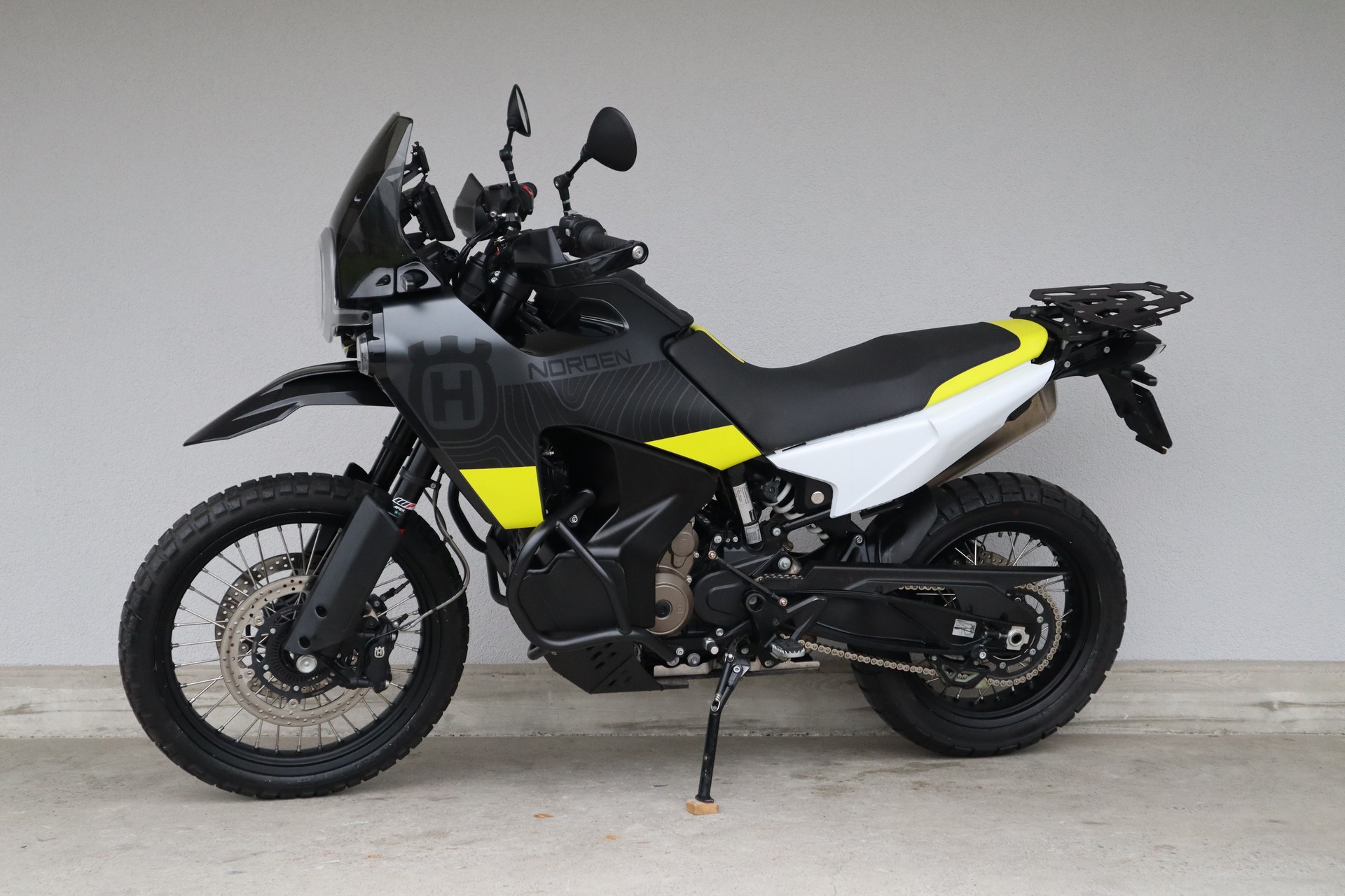 HUSQVARNA Norden 901-image-4