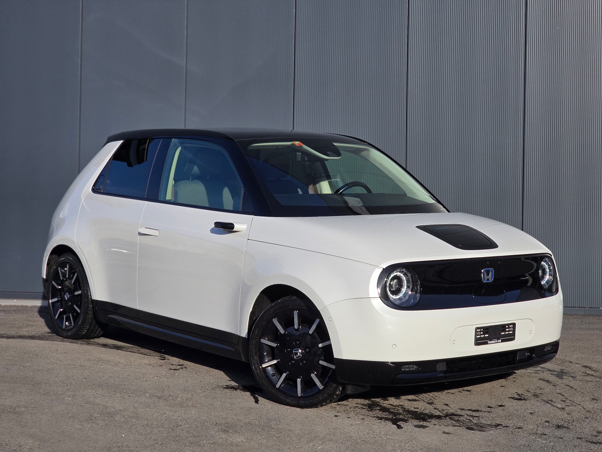 HONDA e Advance-image-0