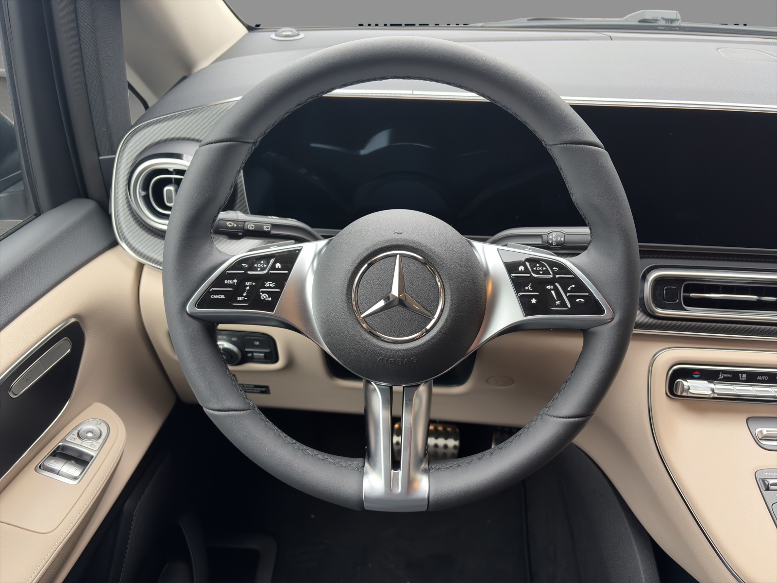 MERCEDES-BENZ Marco Polo 300 d 4M Automat-image-11