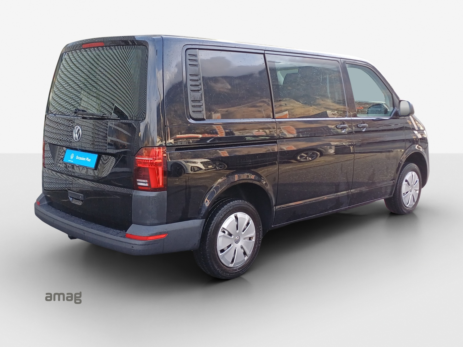 VW T6.1 2.0 TDI 4Motion DSG-image-4