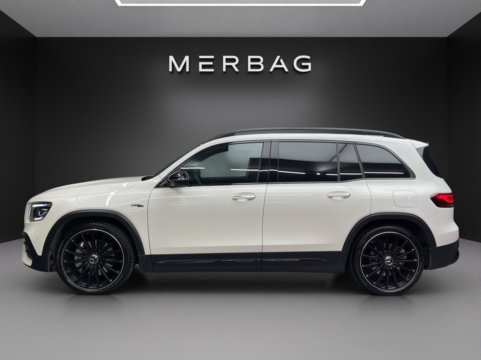 MERCEDES-BENZ GLB AMG 35 4M 8G-Tronic-image-2