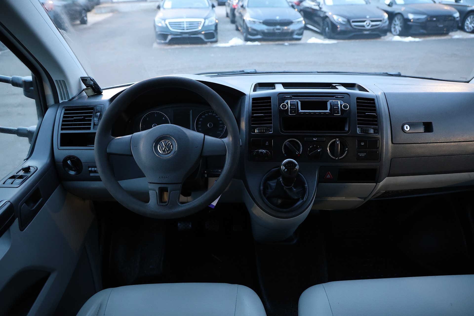 VW T5 2.0 TDI-image-12