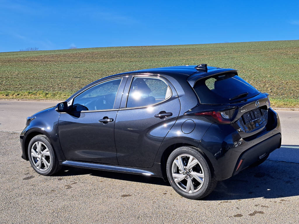 MAZDA 2 1.5 Hybrid 116cv Exclusive-Line-image-2