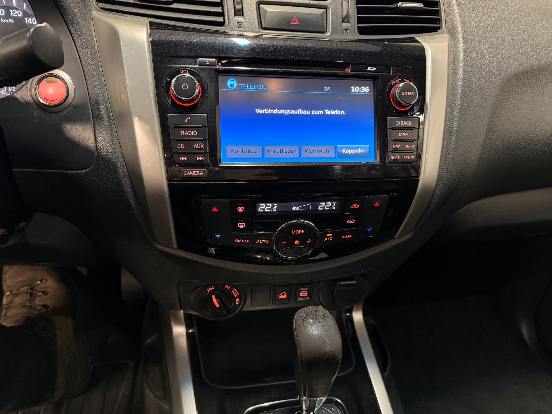 NISSAN Navara Double Cab Tekna 2.3 dCi 4WD Automatic-image-9