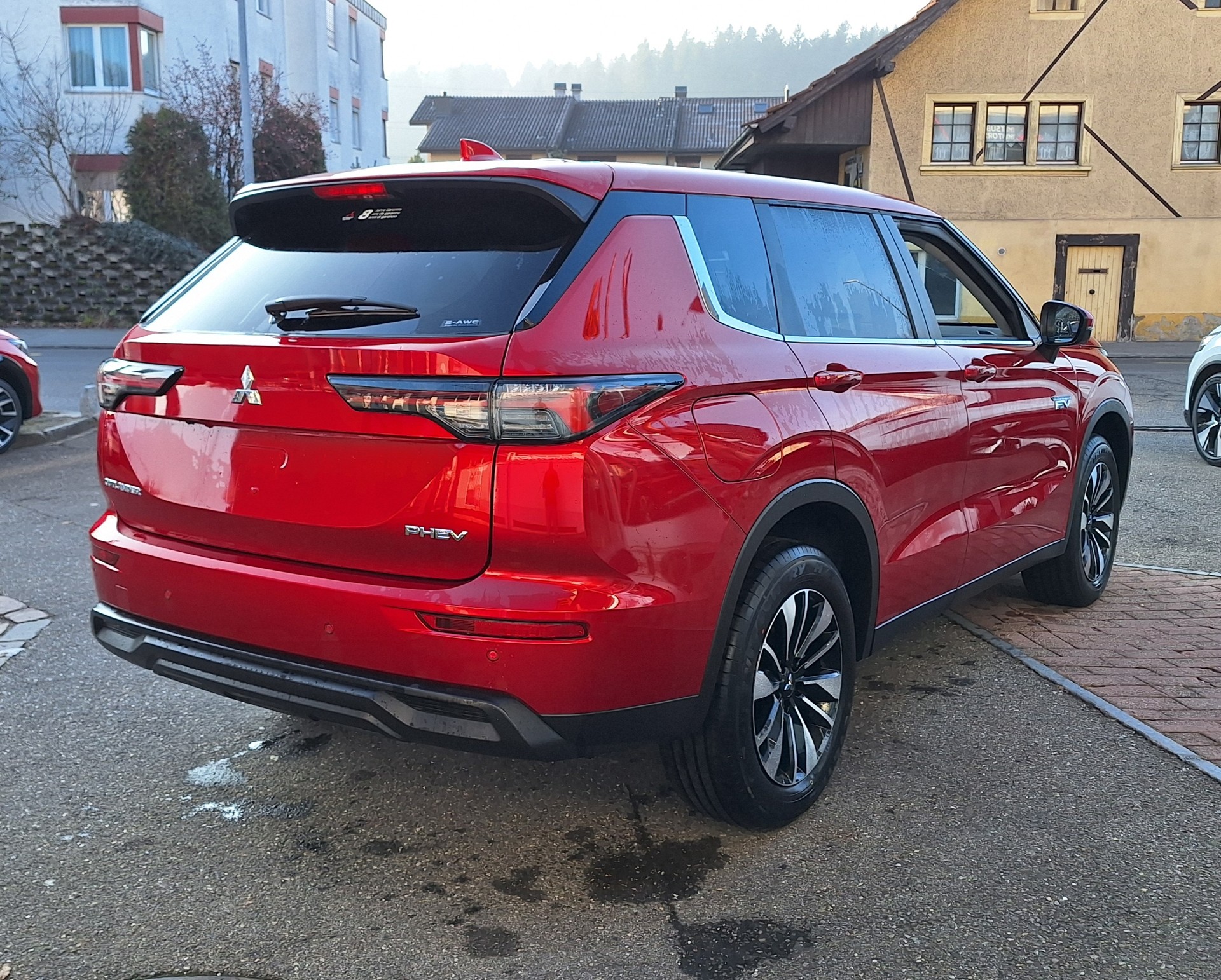 MITSUBISHI Outlander PHEV Invite Helvetia (133)-image-2