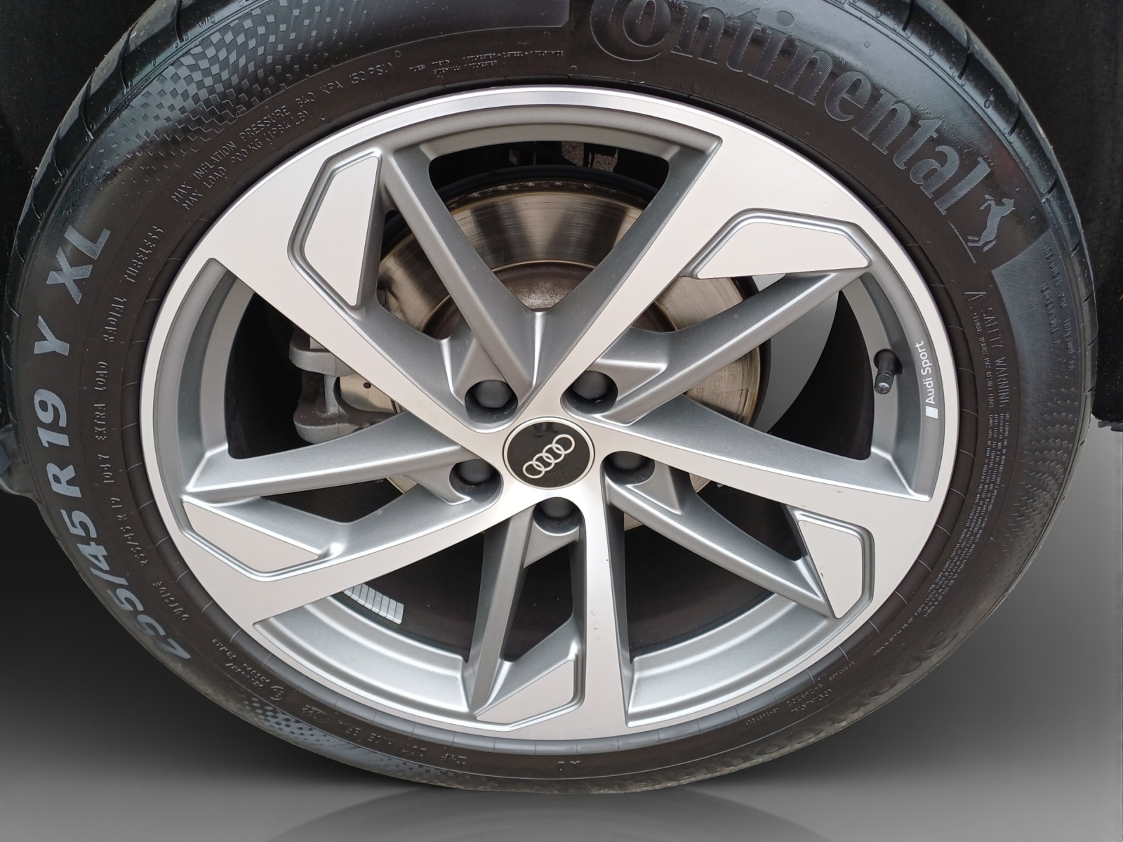 AUDI Q3 Sportback 45 TFSI S line quattro S-tronic-image-14