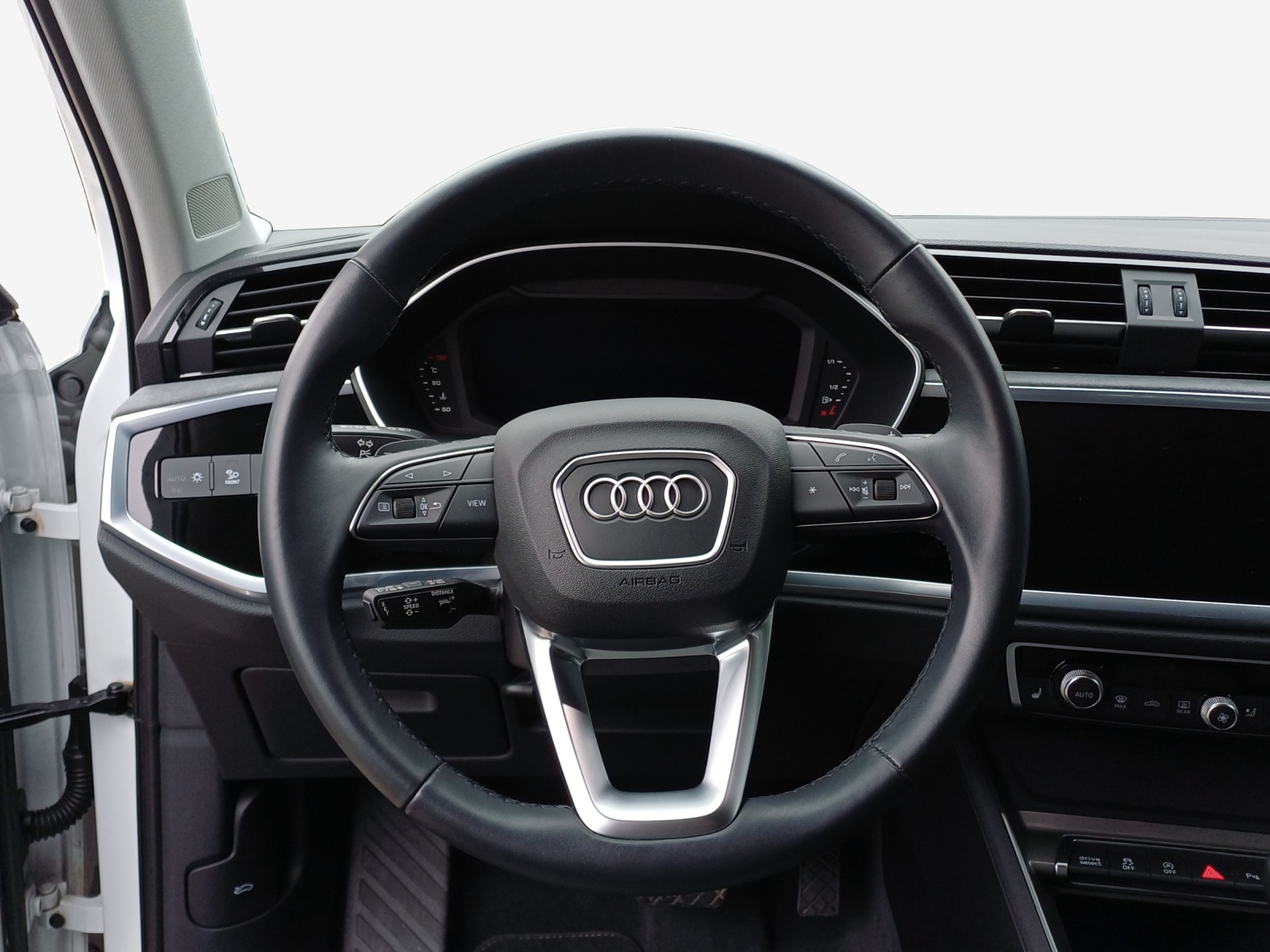 AUDI Q3 Sportback 45 TFSI S line quattro S-tronic-image-9