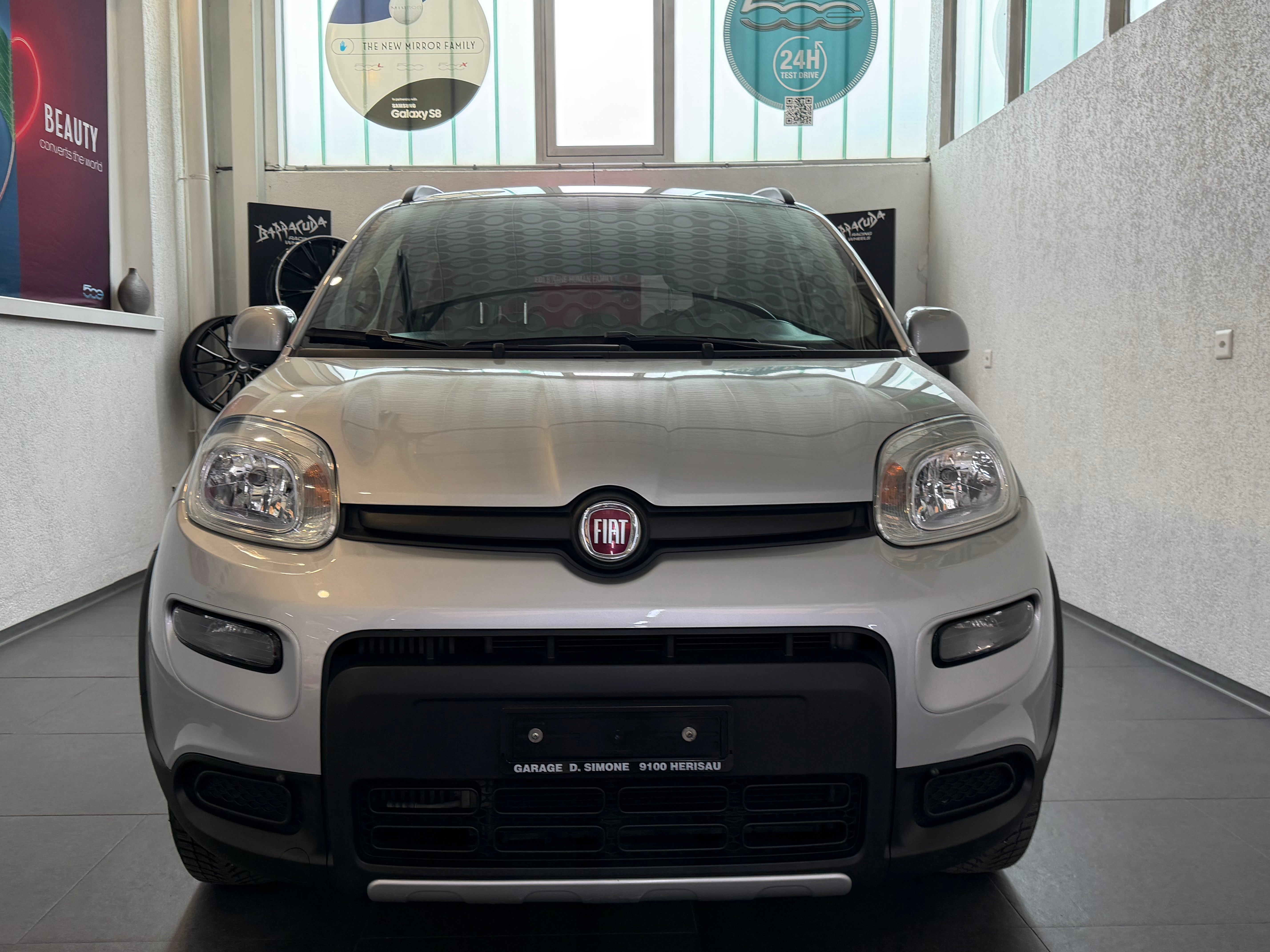 Car photo