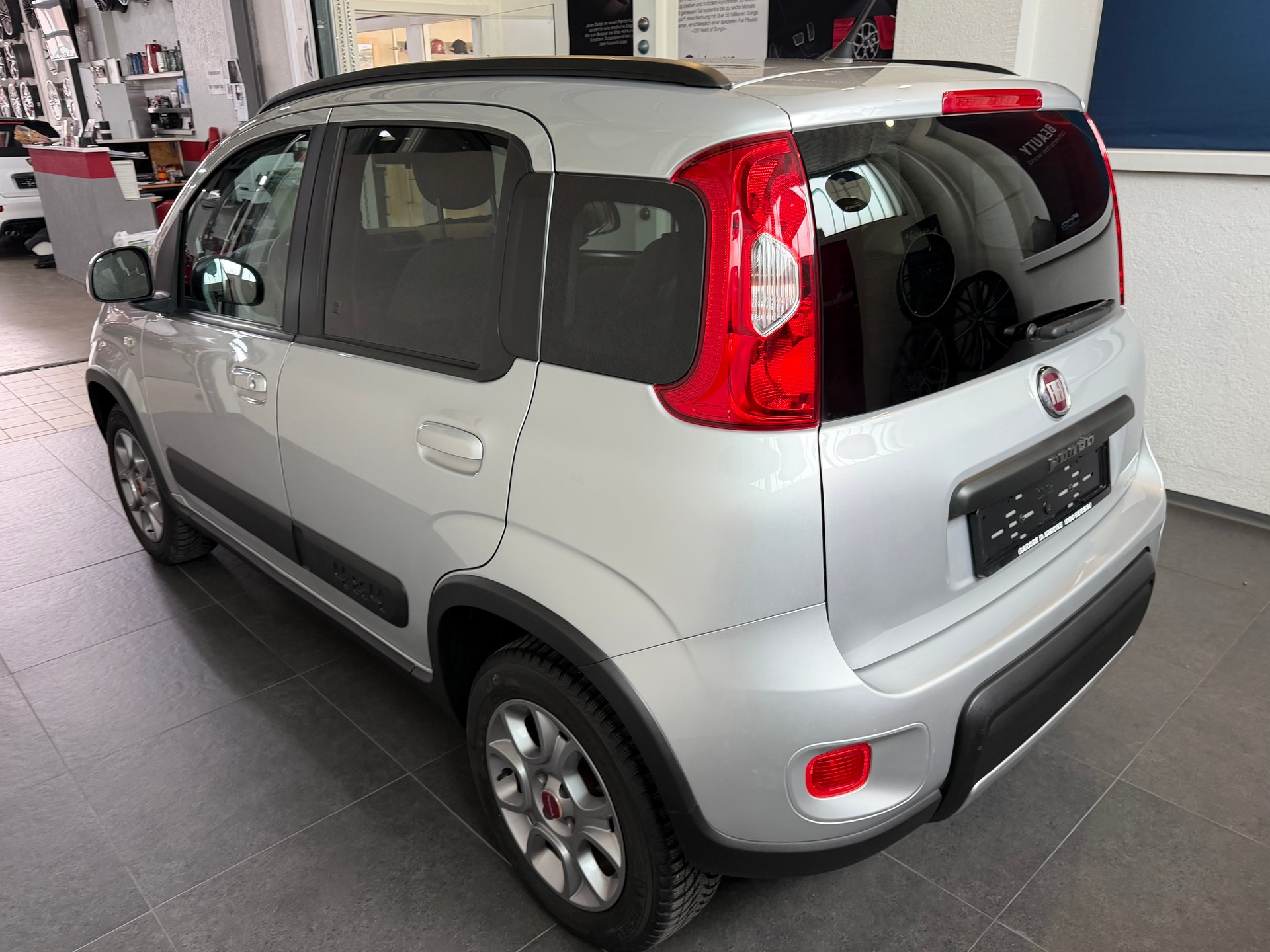 FIAT Panda 0.9 Twinair Turbo Climbing 4x4-image-3