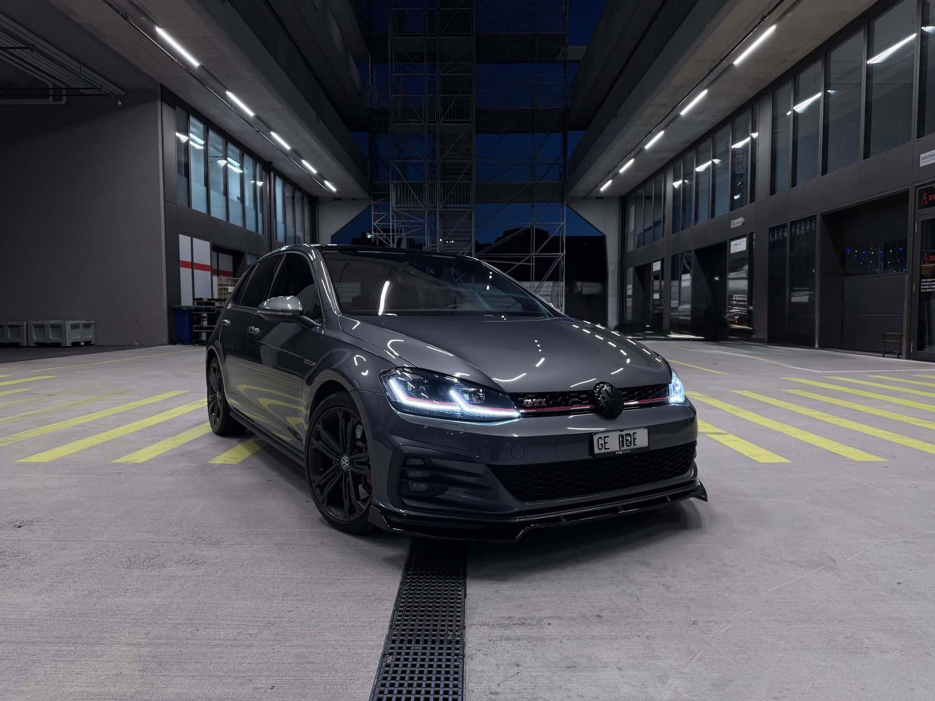 VW GOLF-image-0