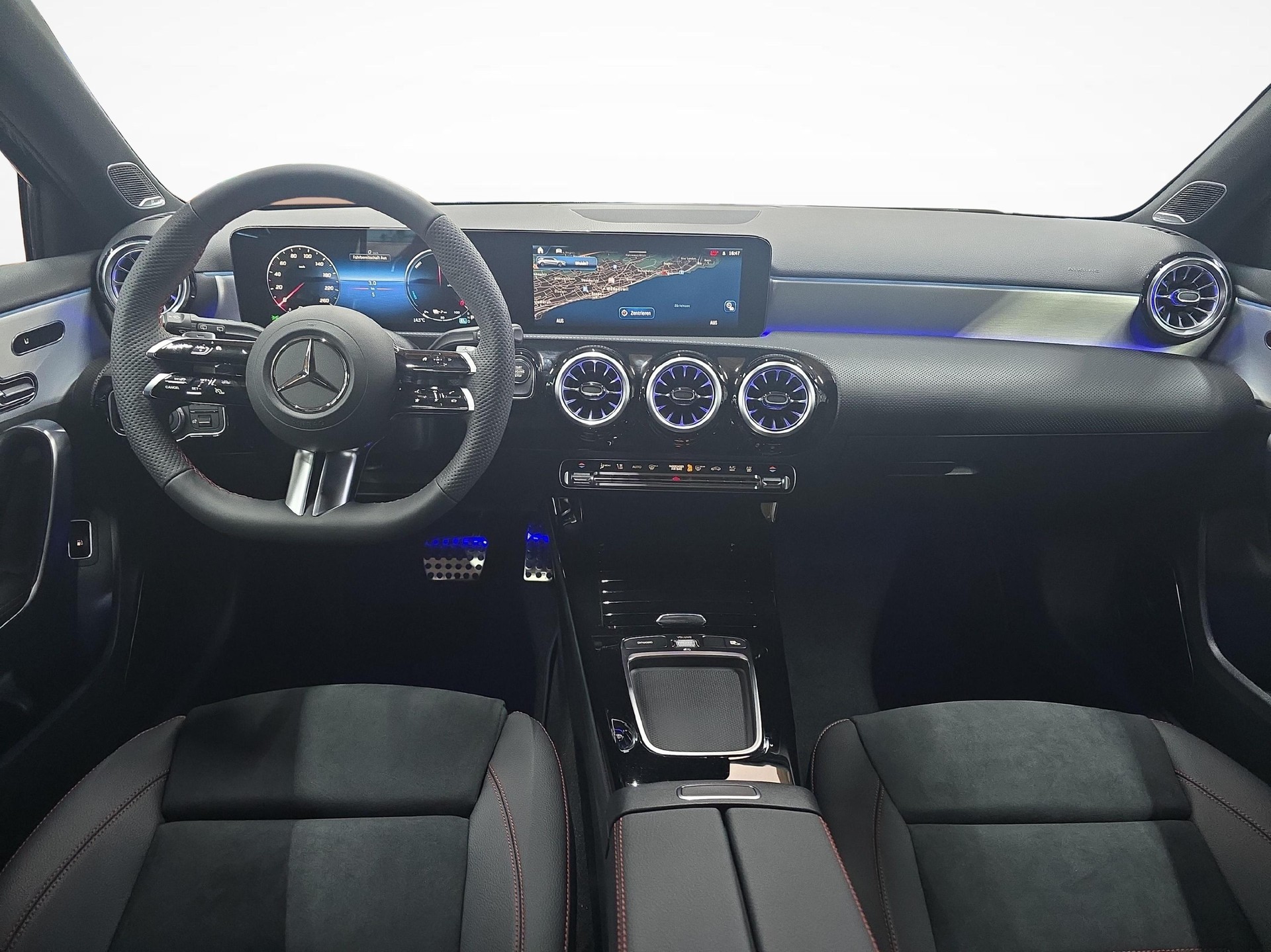 MERCEDES-BENZ A 250 e EQ Star AMG Line-image-5