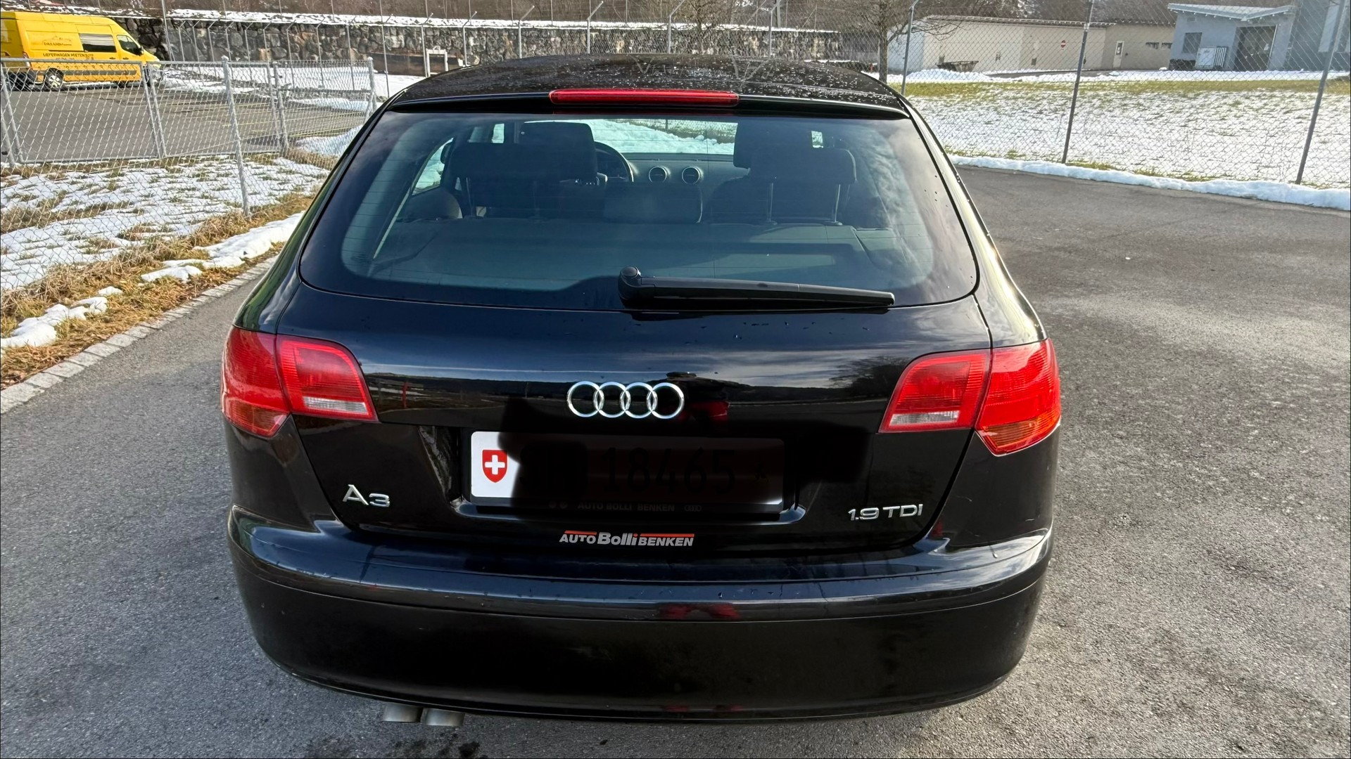 AUDI A3 Sportback 1.9 TDI Attraction Start S-tronic-image-1
