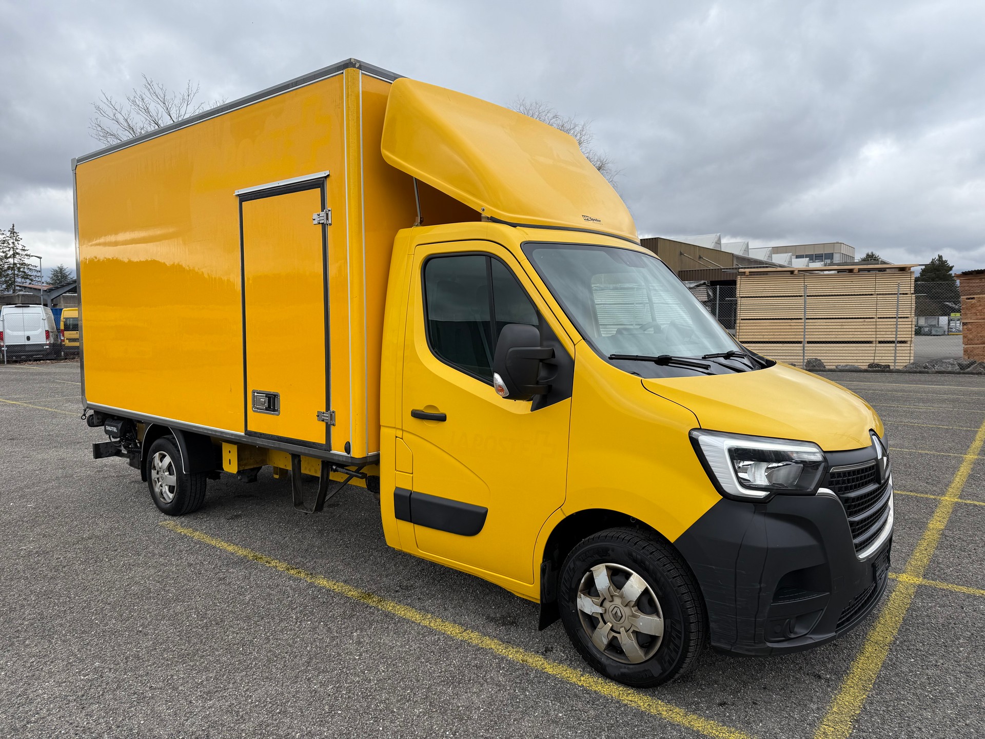 RENAULT Master T35 Blue dCi145-image-1