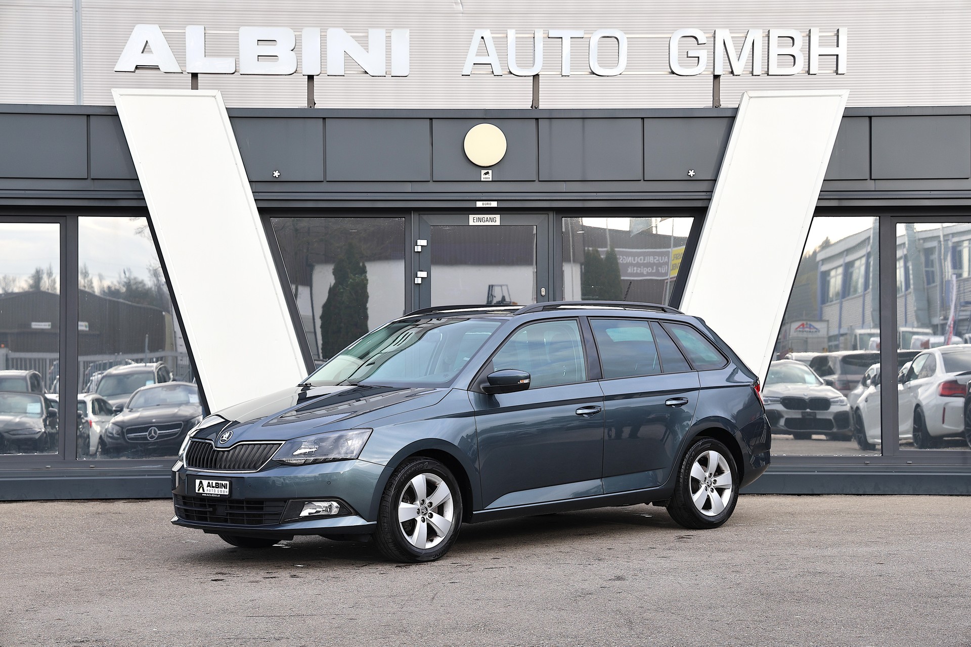 SKODA Fabia 1.0 TSI Ambition-image-0