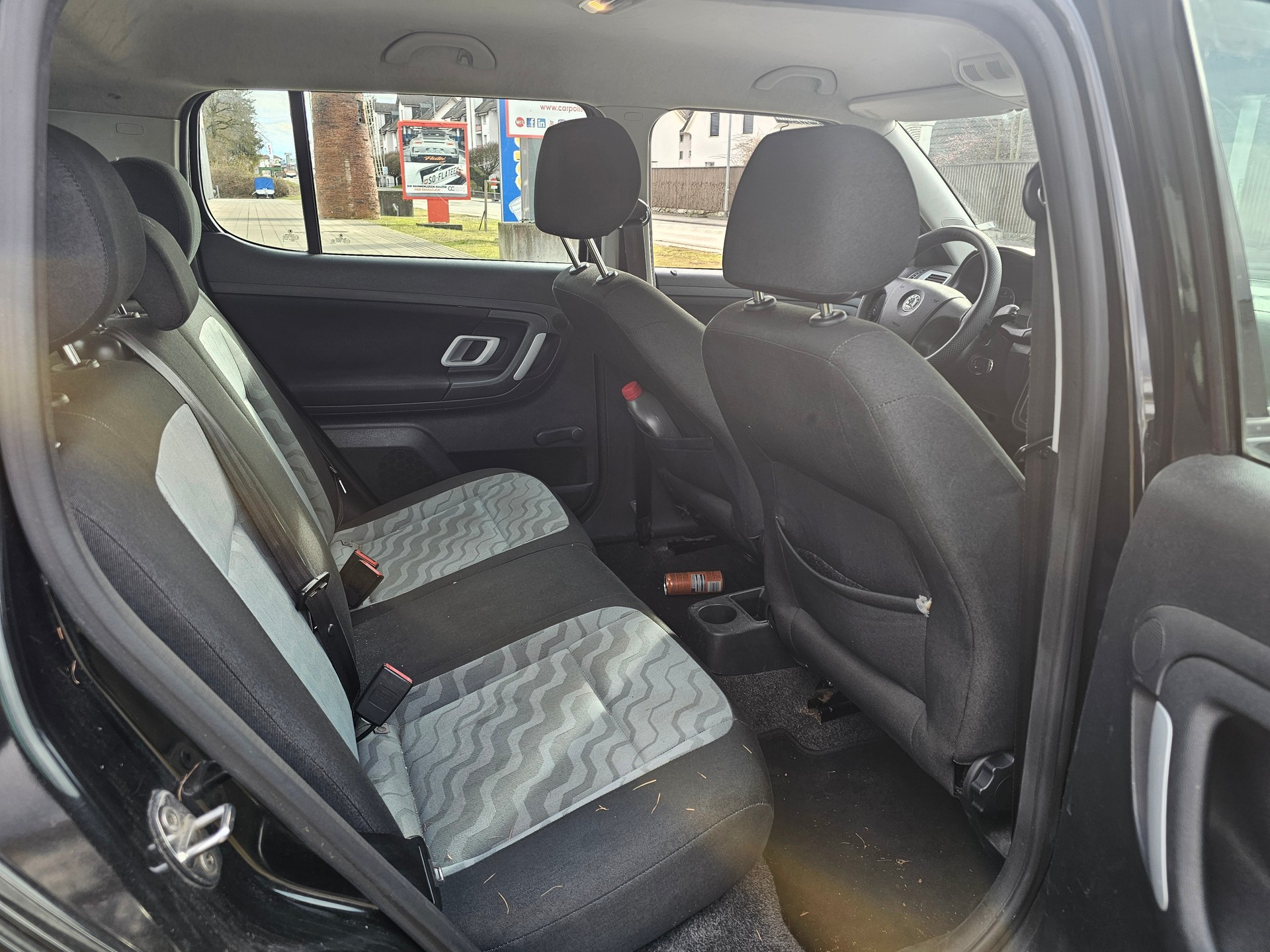 SKODA Fabia 1.2 Entry-image-9