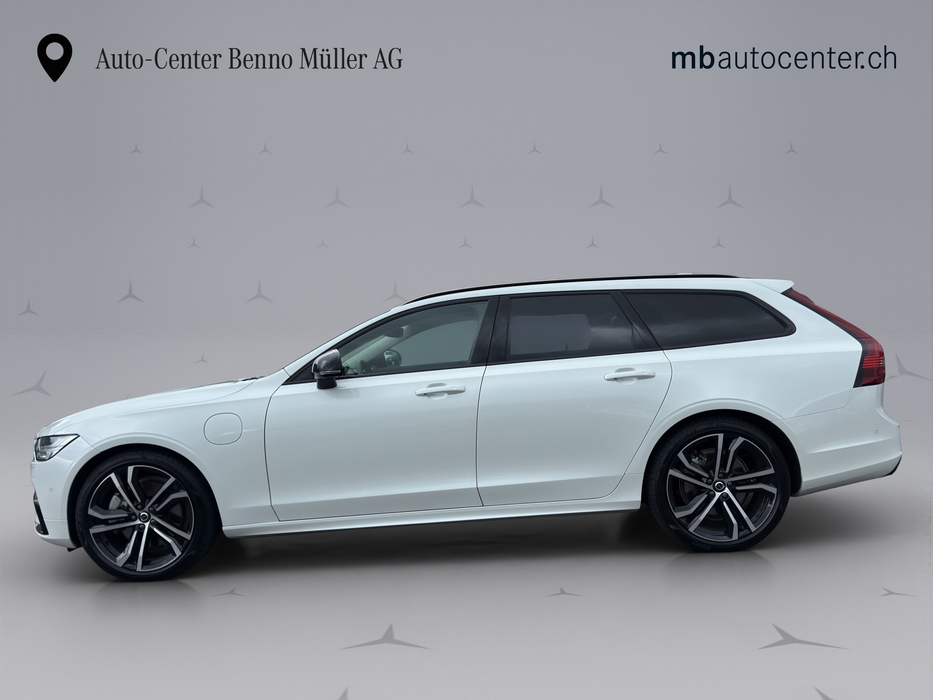 VOLVO V90 2.0 T8 TE Ultimate Dark eAWD-image-1