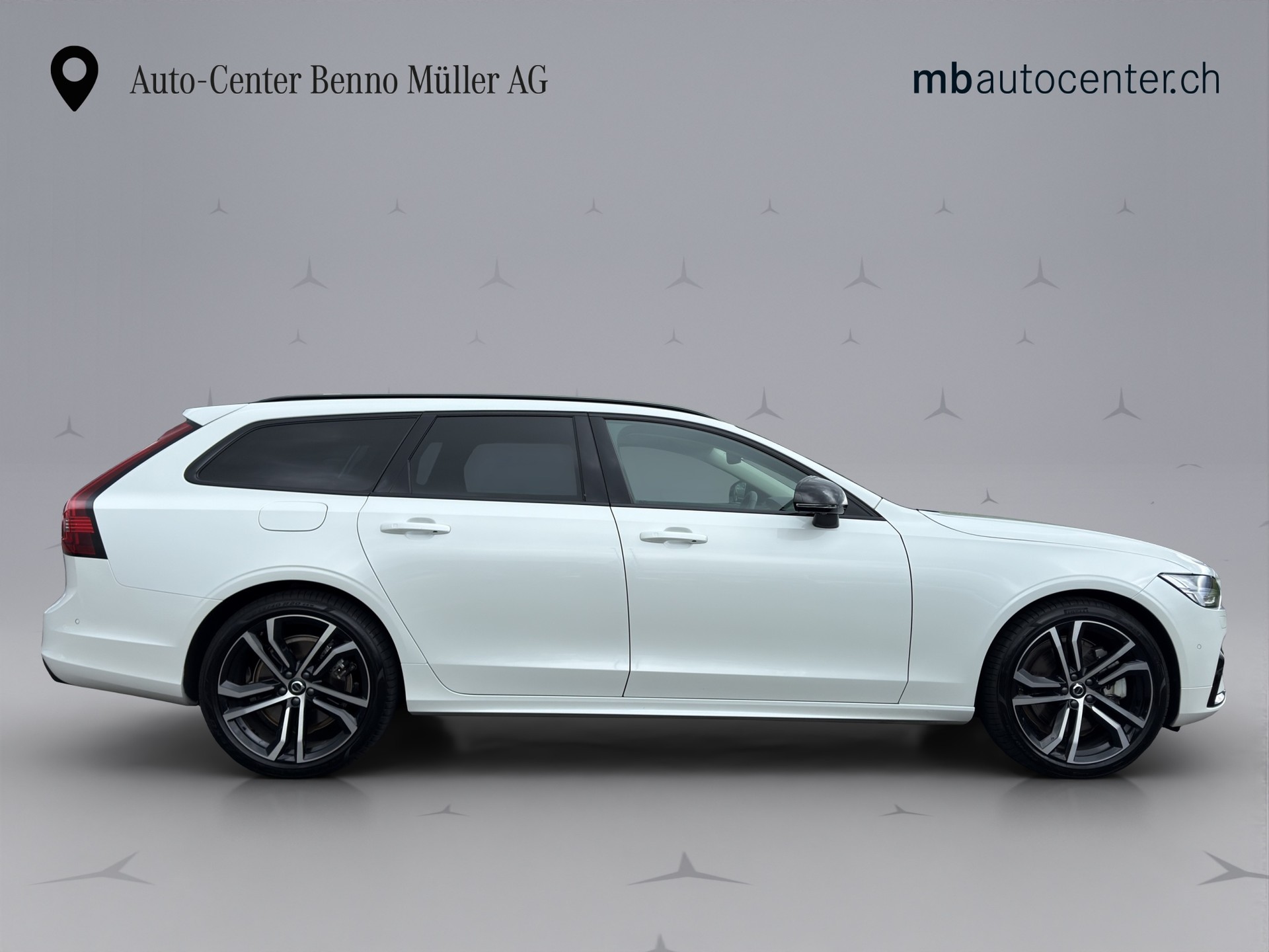 VOLVO V90 2.0 T8 TE Ultimate Dark eAWD-image-5