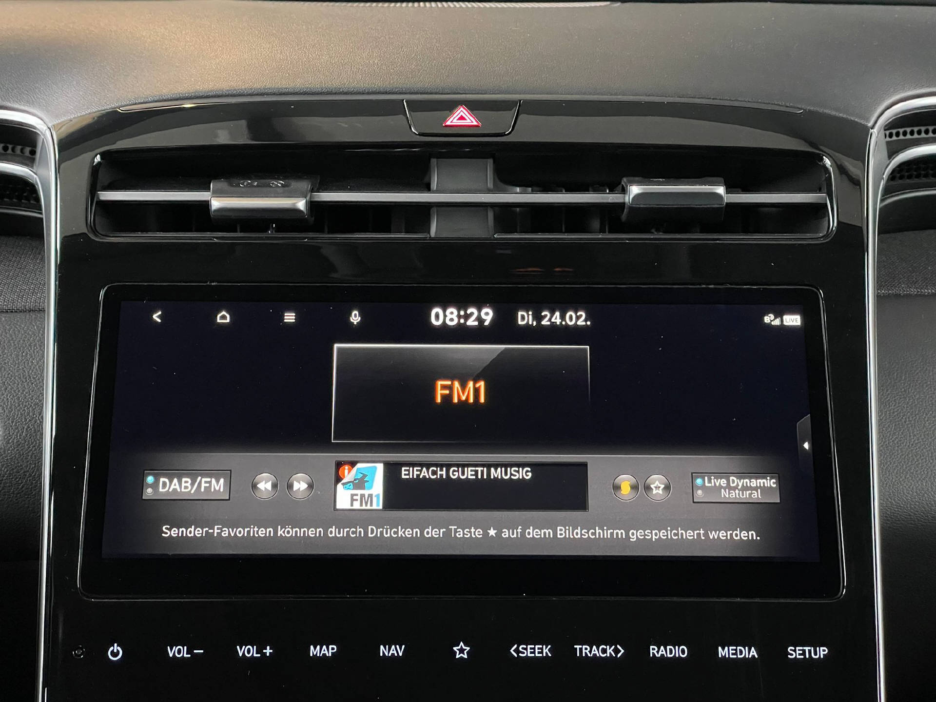 HYUNDAI Tucson 1.6 T-GDi PHEV Amplia 4WD-image-15