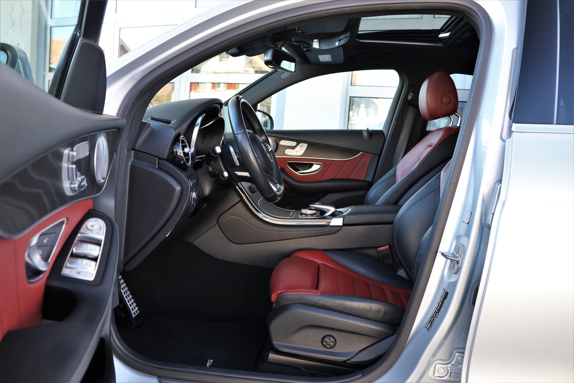 MERCEDES-BENZ GLC Coupé 350 d AMG Line 4Matic 9G-Tronic (CH)-image-8