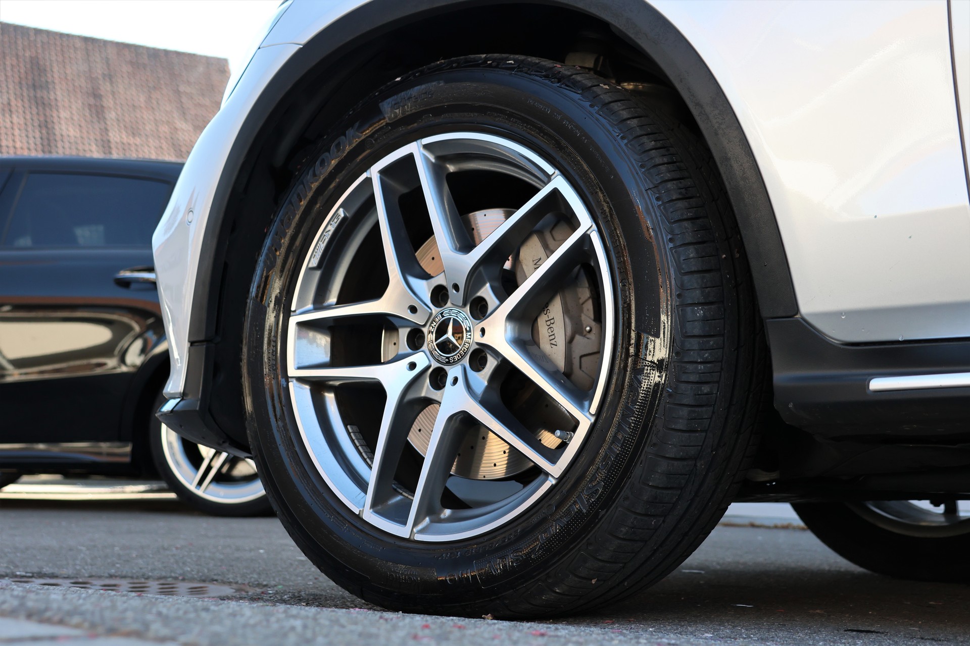 MERCEDES-BENZ GLC Coupé 350 d AMG Line 4Matic 9G-Tronic (CH)-image-7