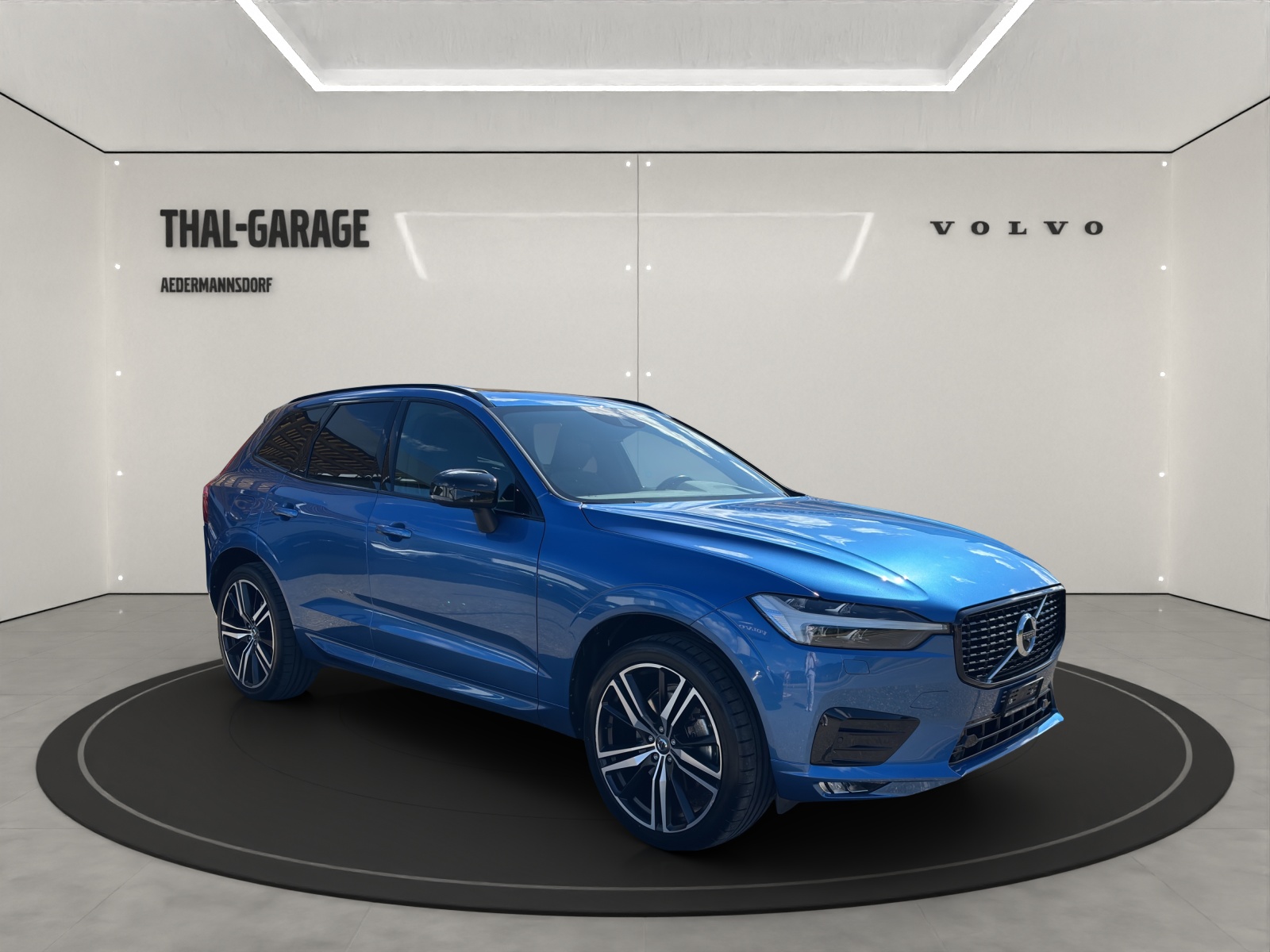 VOLVO XC60 2.0 B5 MH R-Design AWD-image-2