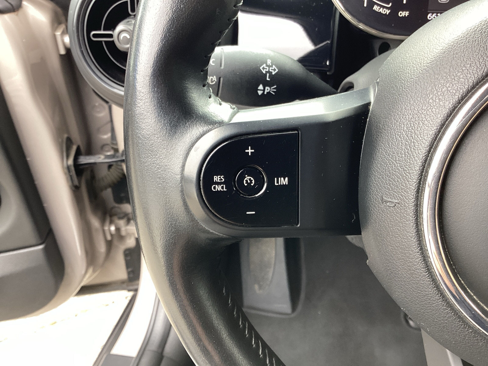 MINI Cooper Steptronic DKG-image-14