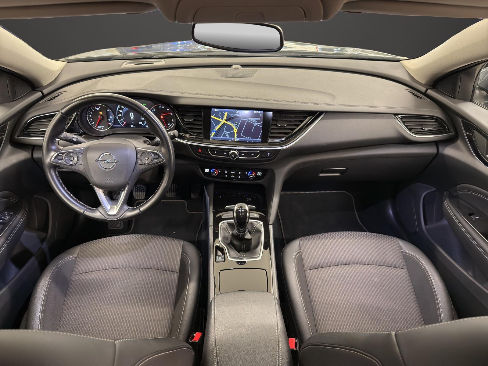 OPEL Insignia 1.5 T Sports Tourer Excellence-image-8