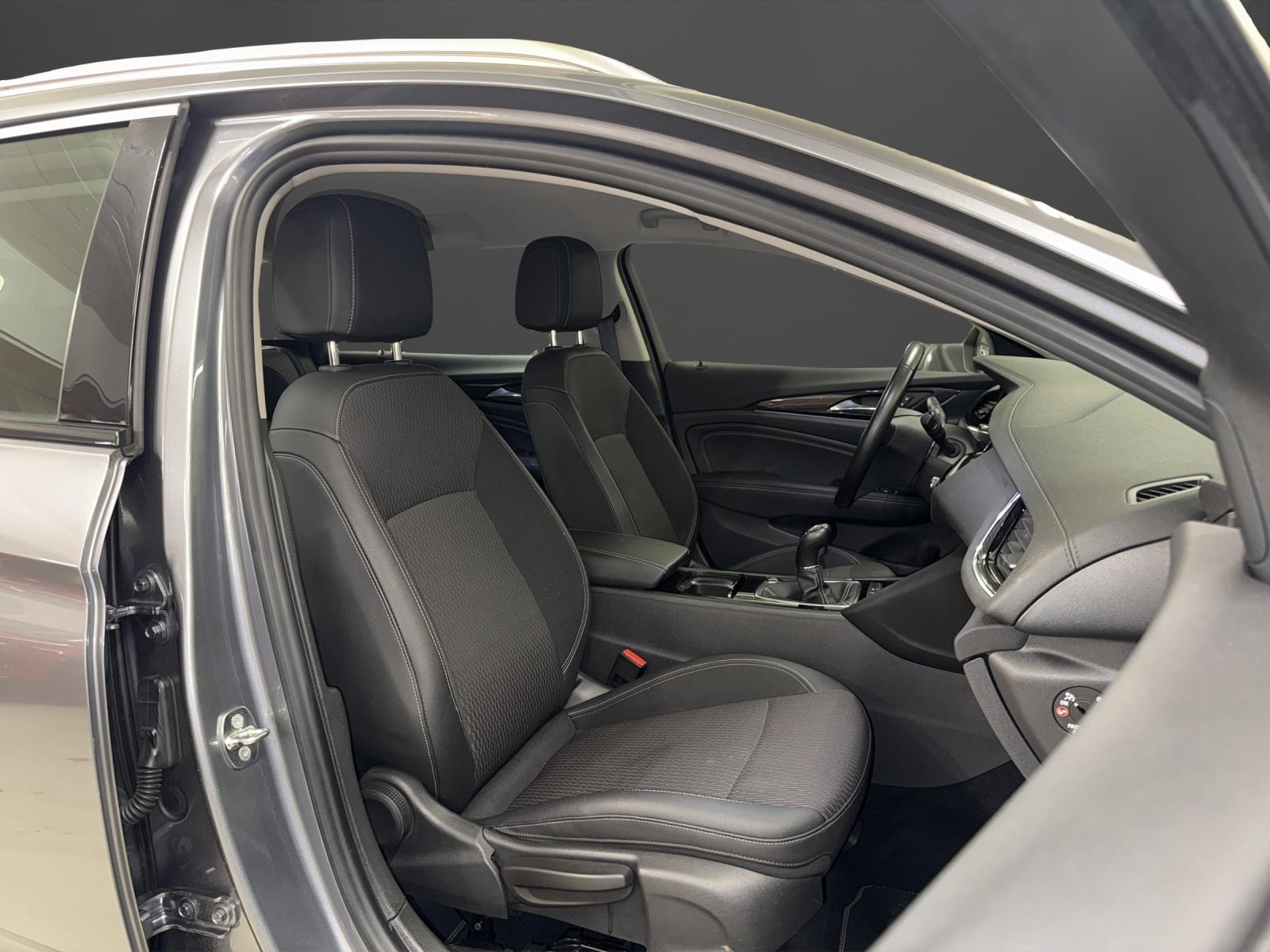 OPEL Insignia 1.5 T Sports Tourer Excellence-image-7
