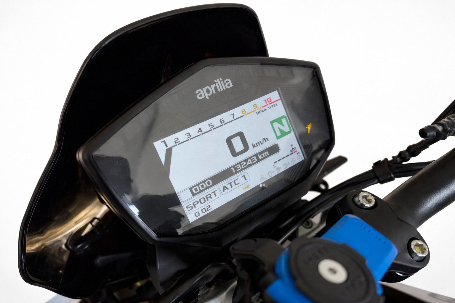 APRILIA Dorsoduro SMV 900-image-3