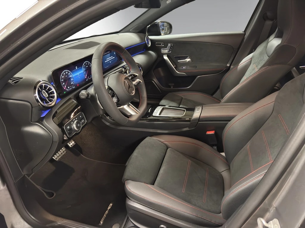 Image MERCEDES-BENZ A-200 A 200 Night Star 7G-DCT