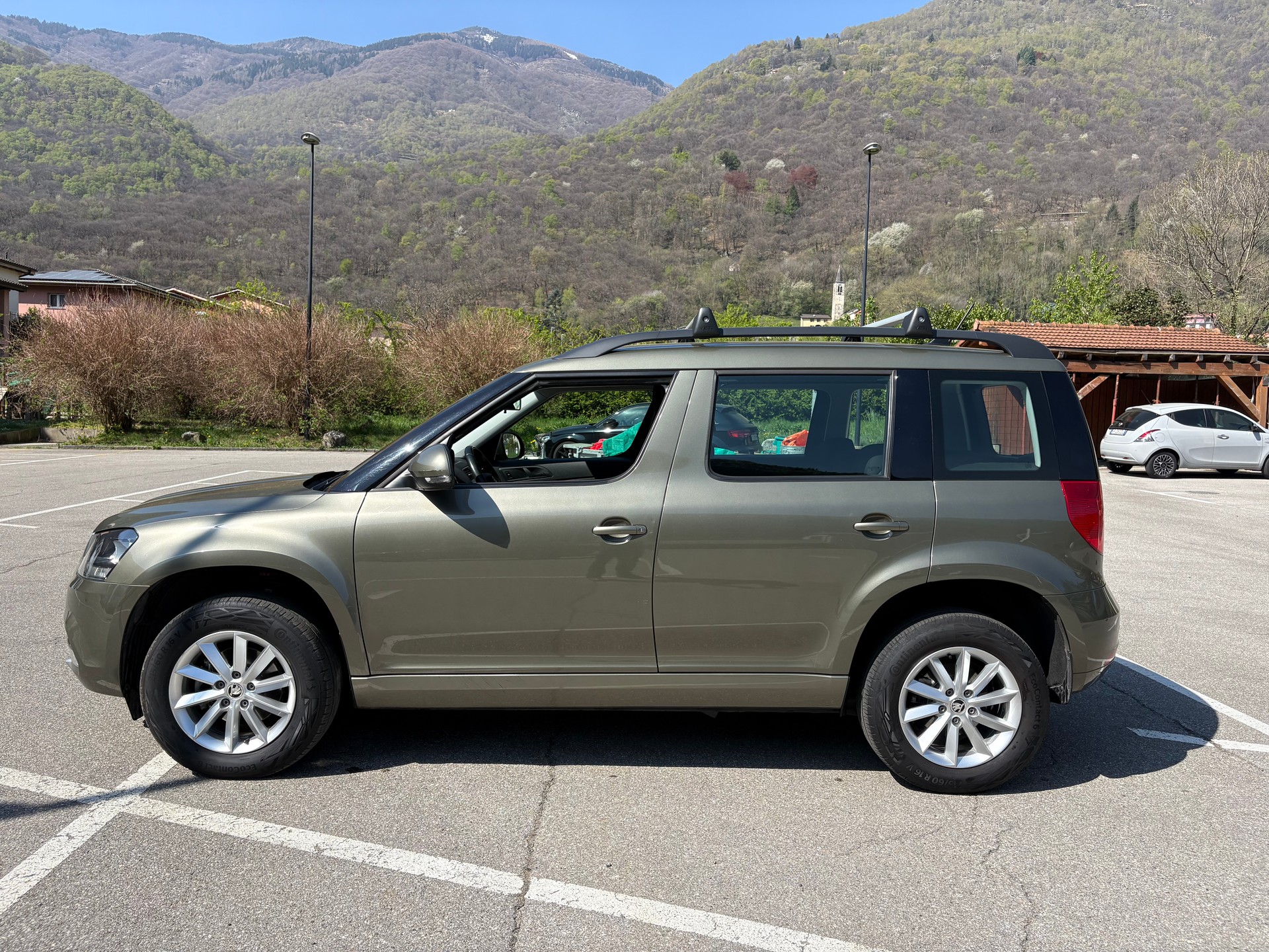 SKODA Yeti 1.4 TSI Ambition 4x4 DSG-image-2