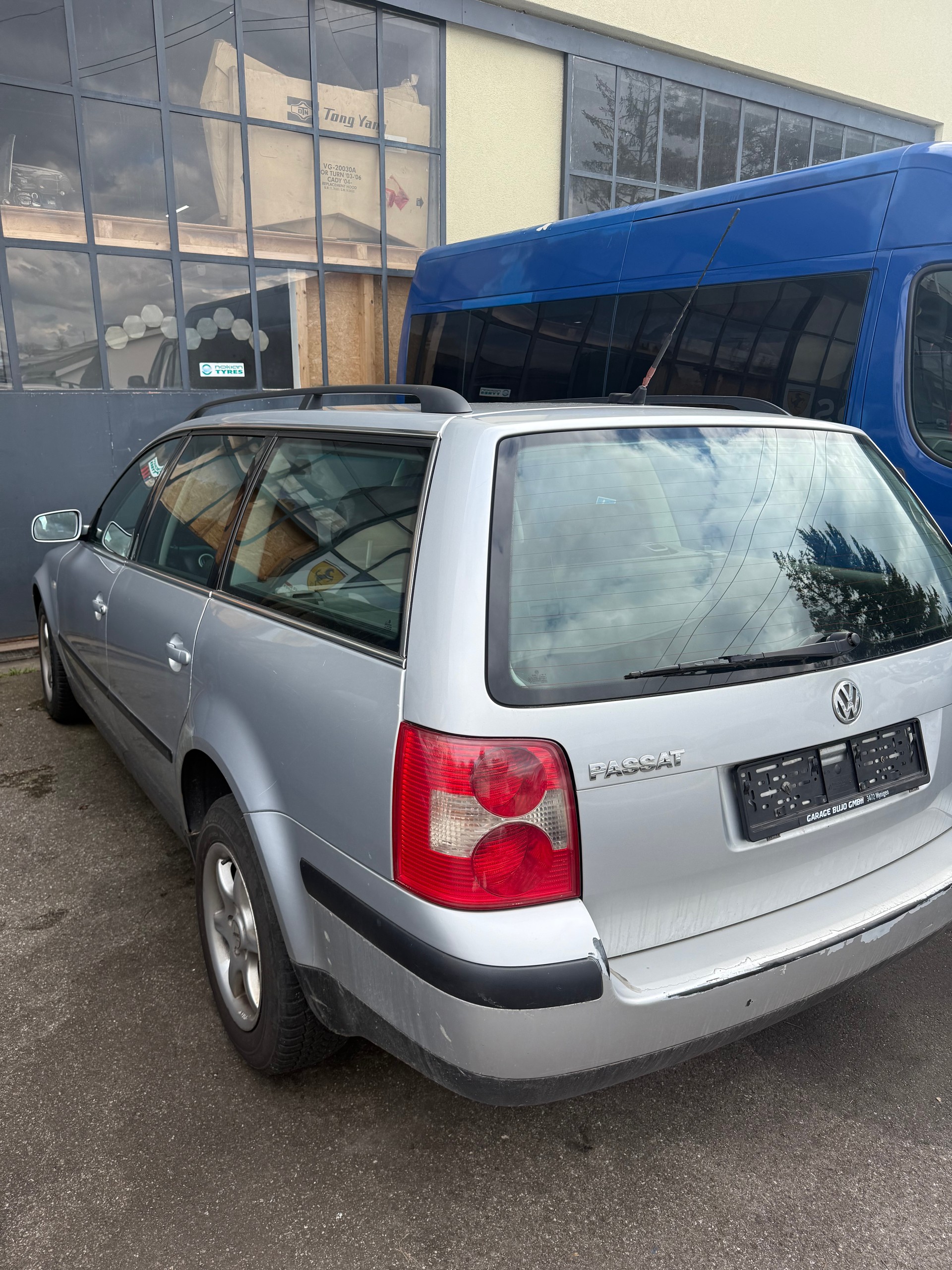 VW Passat Variant 1.9 TDI Comfortline-image-4