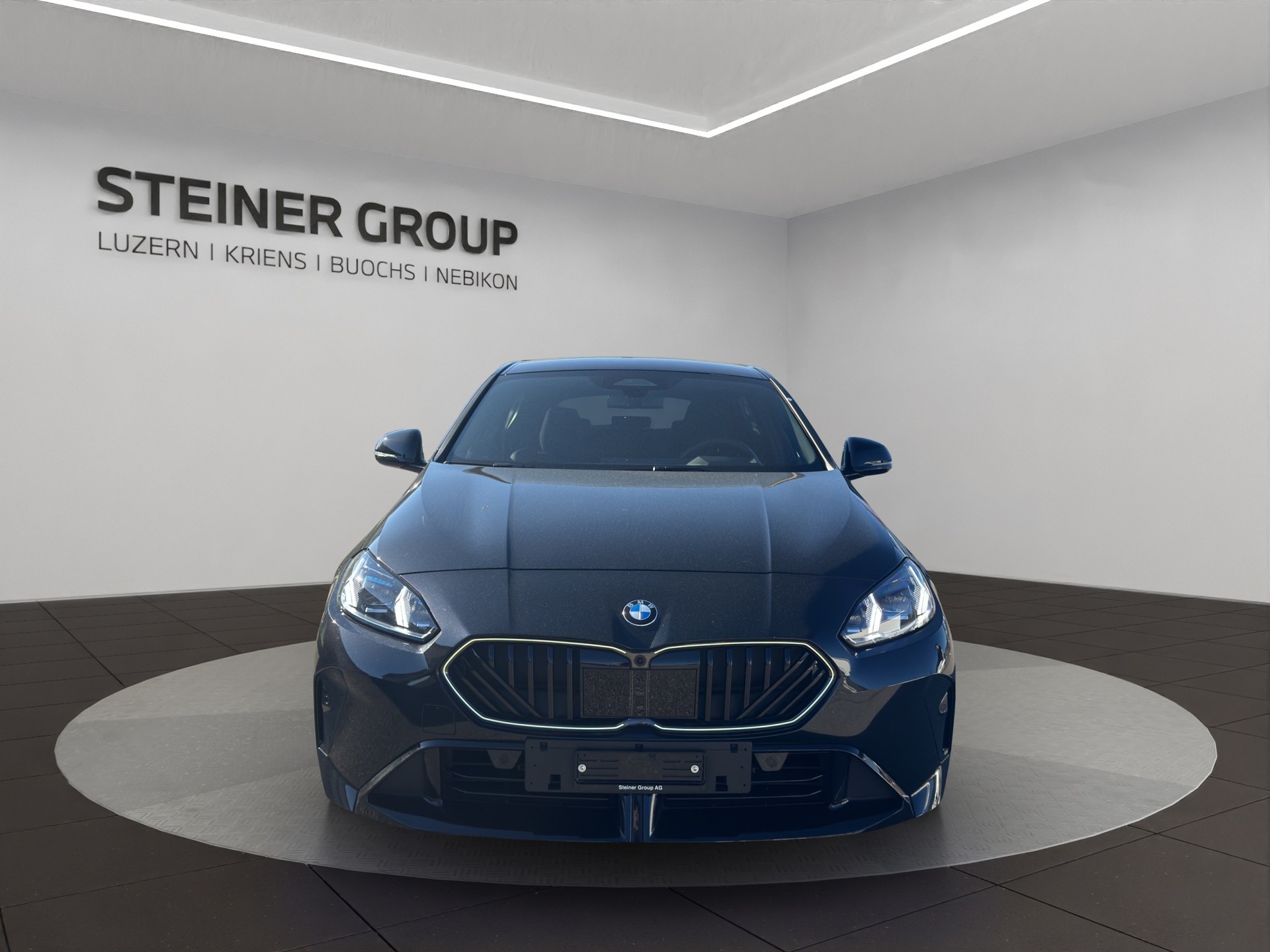 BMW 123 xDrive M Sport Steptronic-showroom-element-1