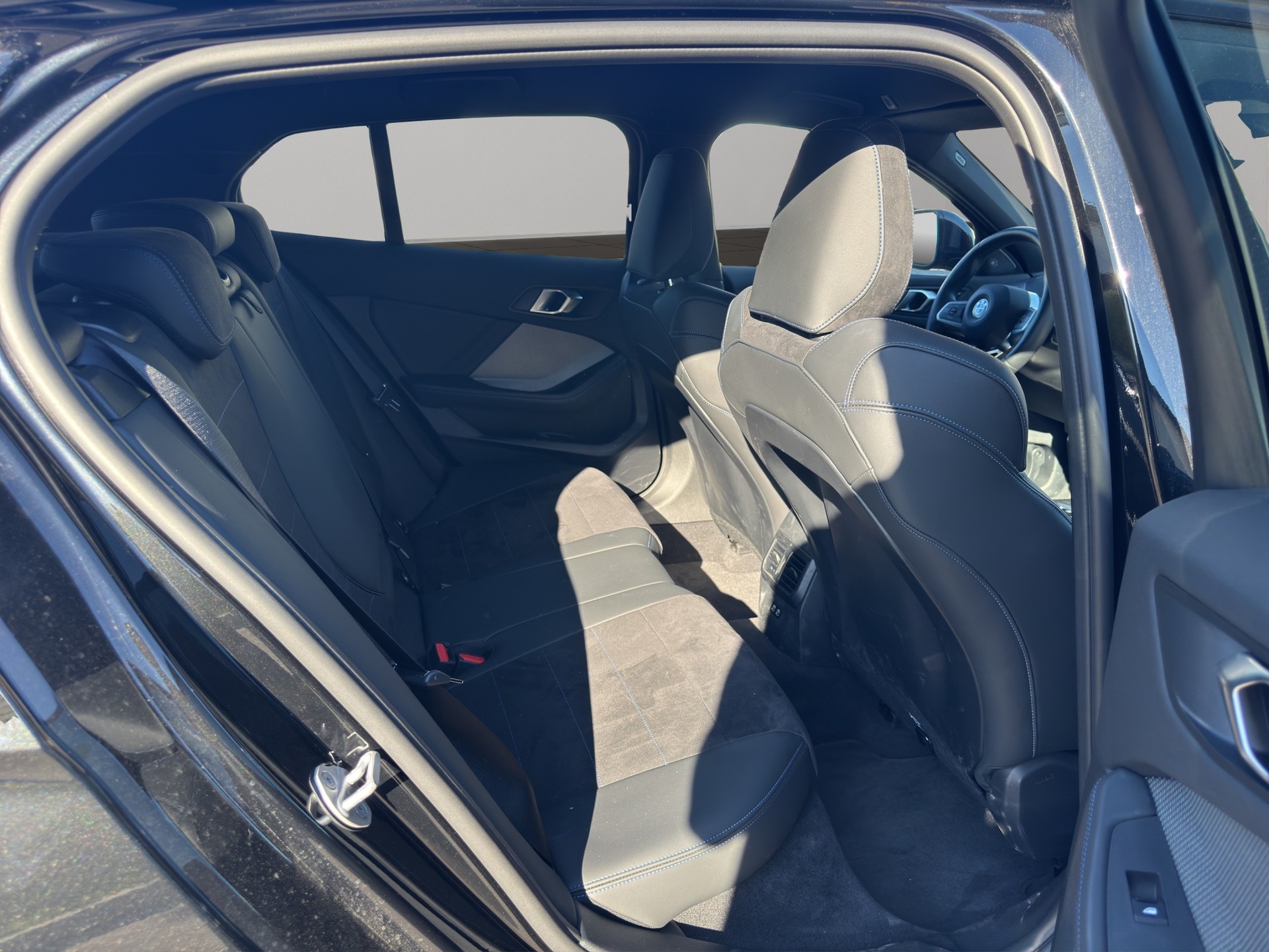 BMW 123 xDrive M Sport Steptronic-image-17