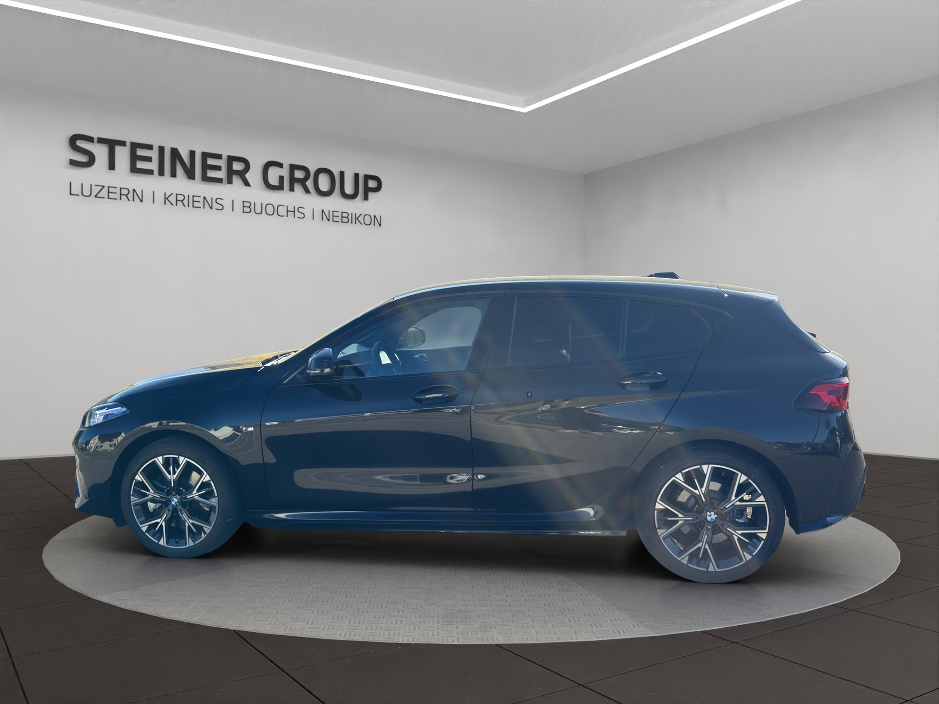 BMW 123 xDrive M Sport Steptronic-image-7