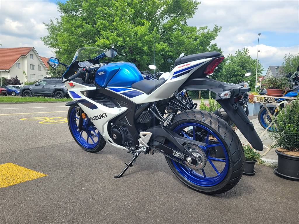 SUZUKI GSX-R 125-image-1