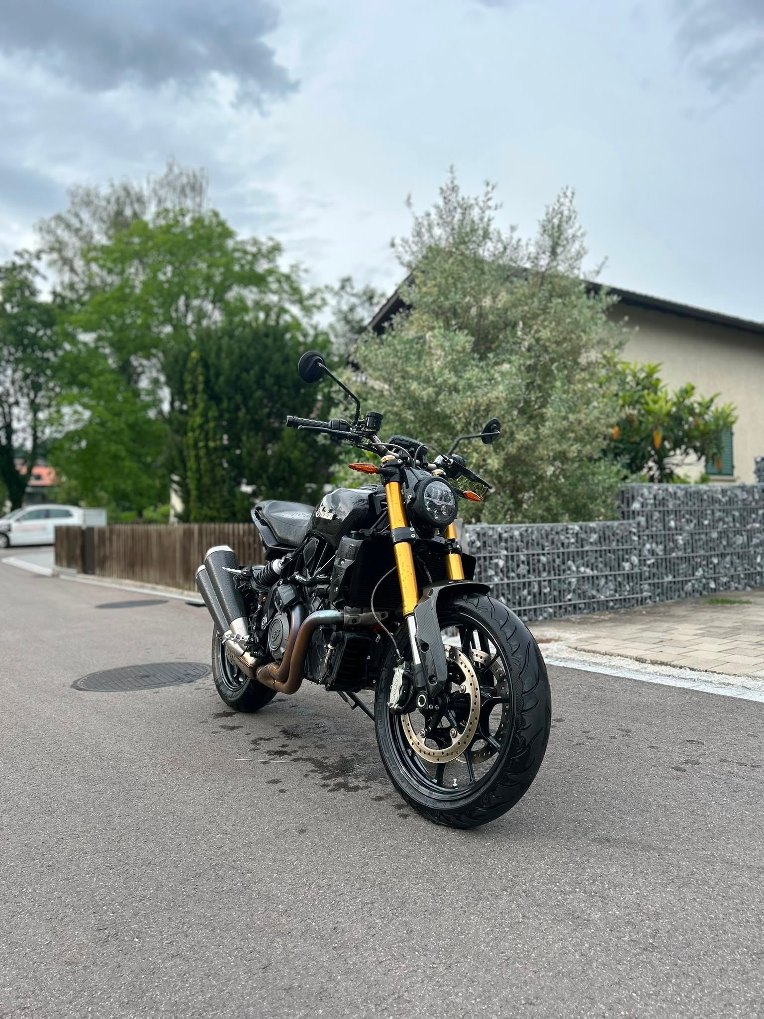 Car photo