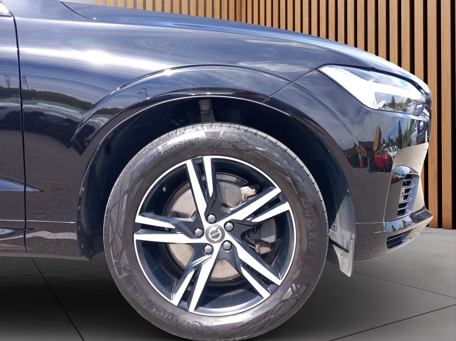 VOLVO XC60 2.0 T6 TE R-Design eAWD-image-9