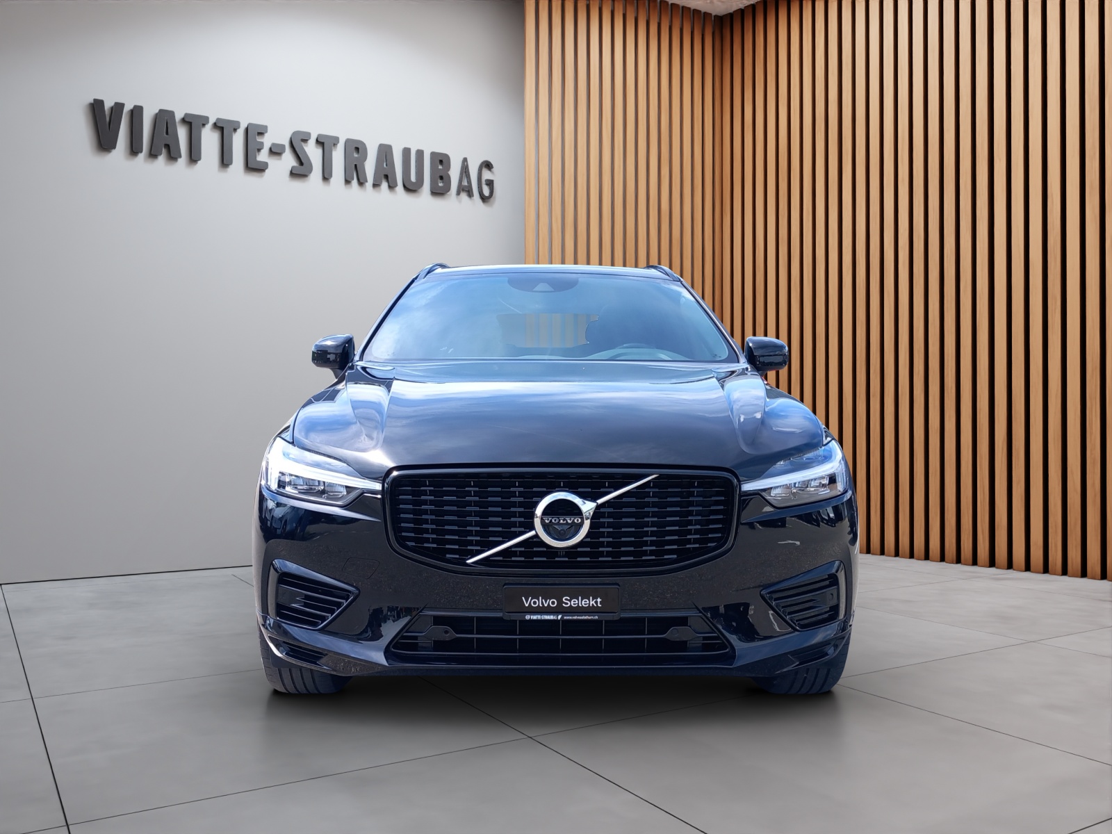 VOLVO XC60 2.0 T6 TE R-Design eAWD-image-4