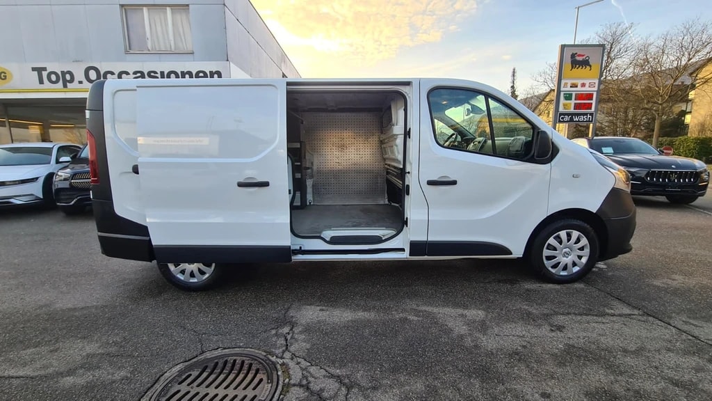 NISSAN NV300 dCi 125 2.9 L2H1 Comfort ** L2 H1 **3-Plätzer ** RF-Kamera ** Anh-Kupplung ** Werkstatt-Einrichtung ** Frisch Ab MFK-image-7