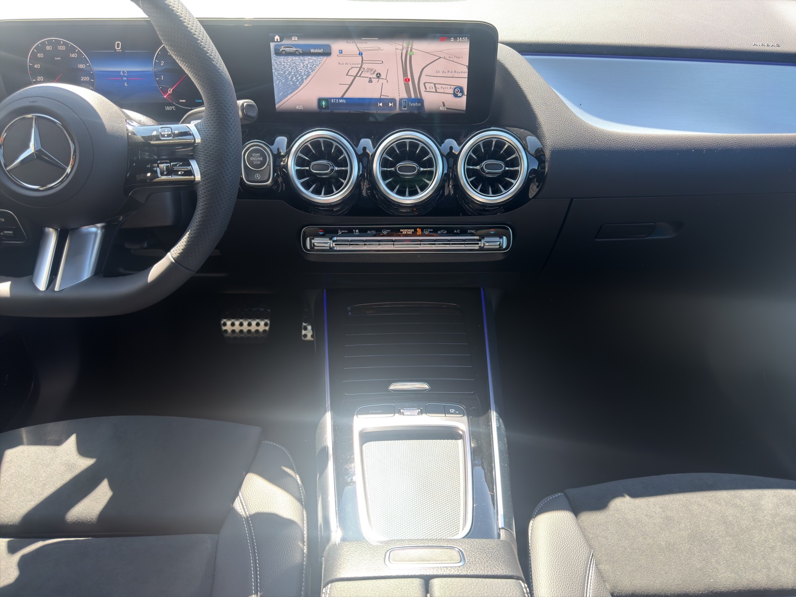 Image MERCEDES-BENZ GLA-220 GLA 220 4Matic 8G-DCT