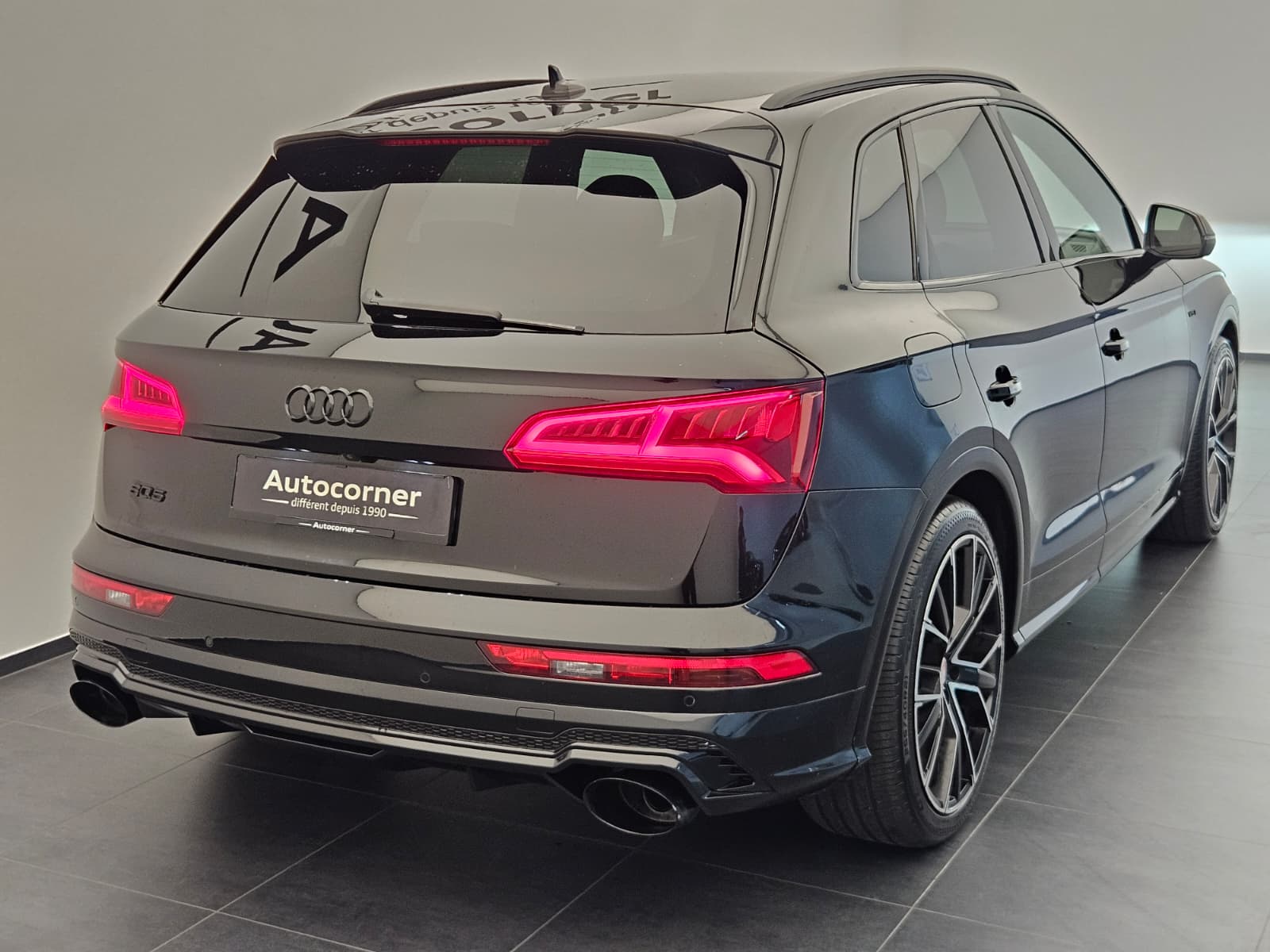 AUDI SQ5 3.0 TFSI quattro S-tronic-image-6