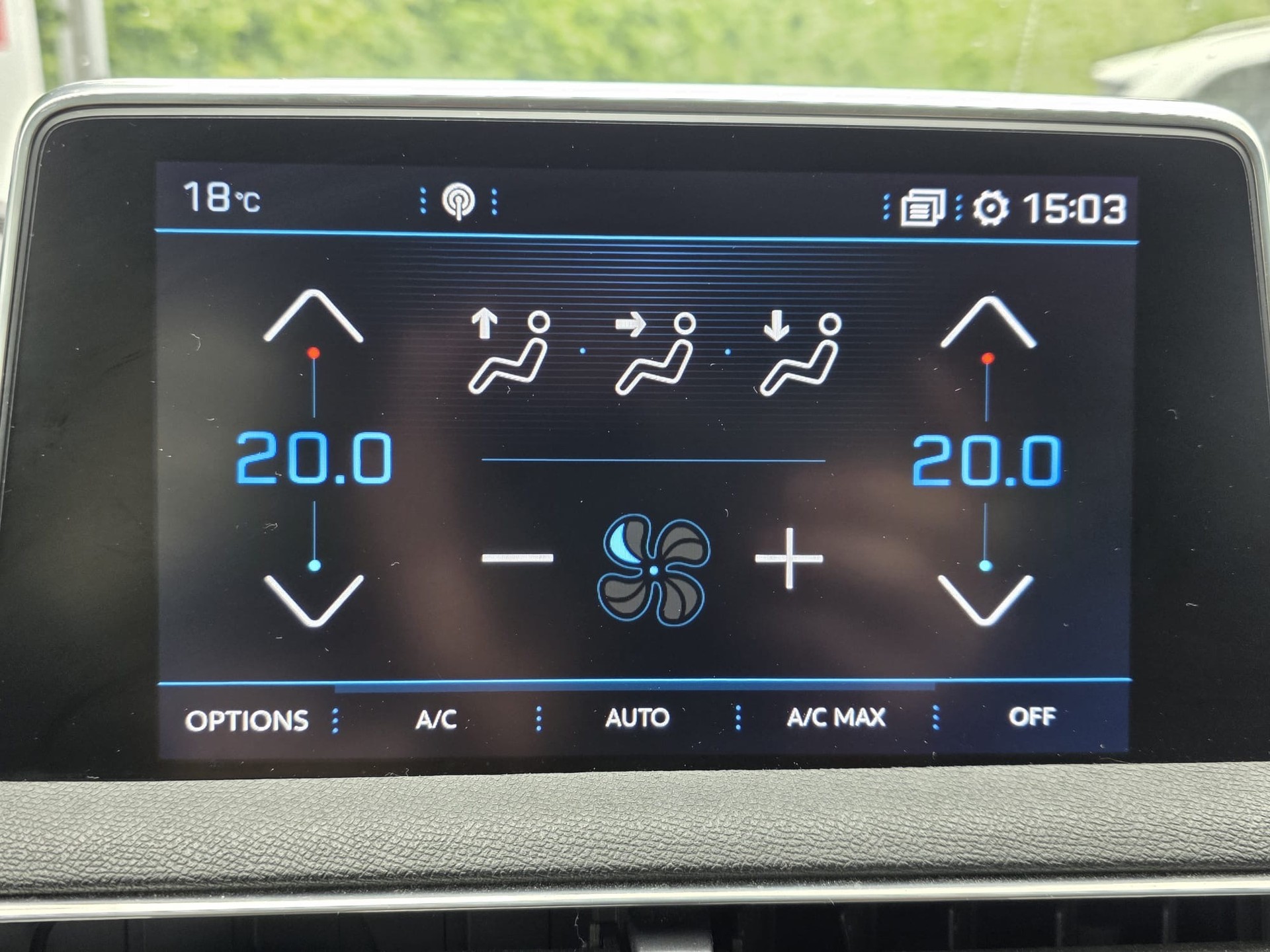 PEUGEOT 3008 1.5 BlueHDi Allure EAT-image-10