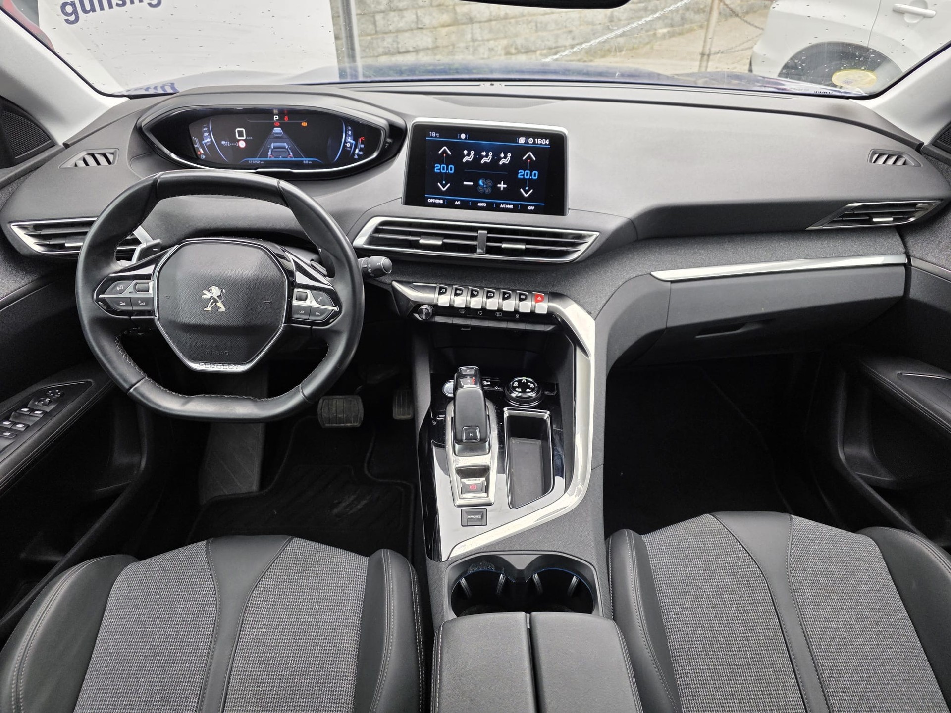PEUGEOT 3008 1.5 BlueHDi Allure EAT-image-7