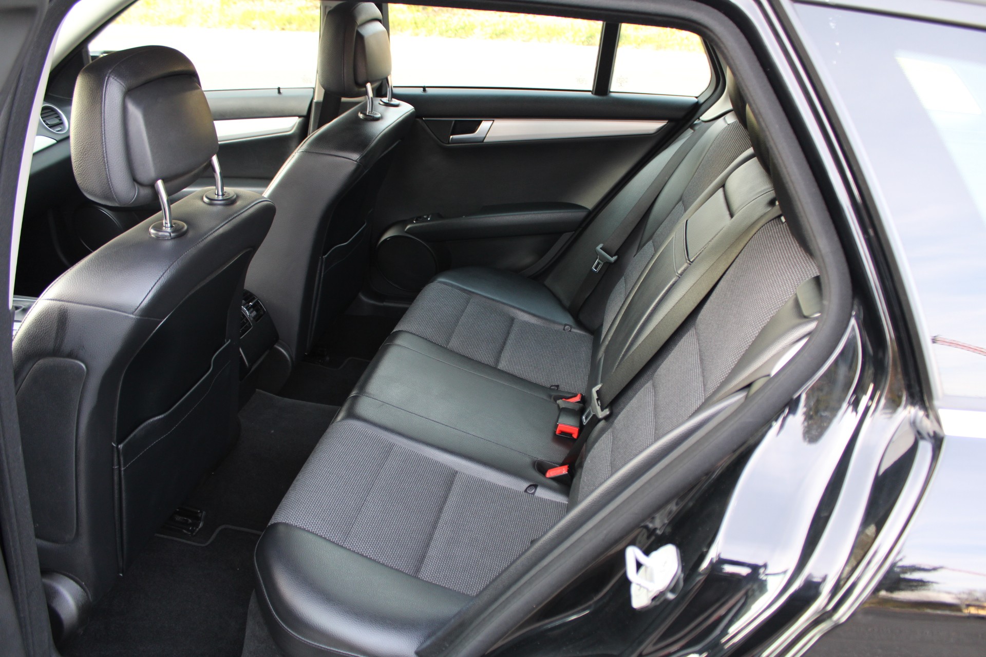 MERCEDES-BENZ C 250 CDI Athletic Edition 4Matic 7G-Tronic-image-6