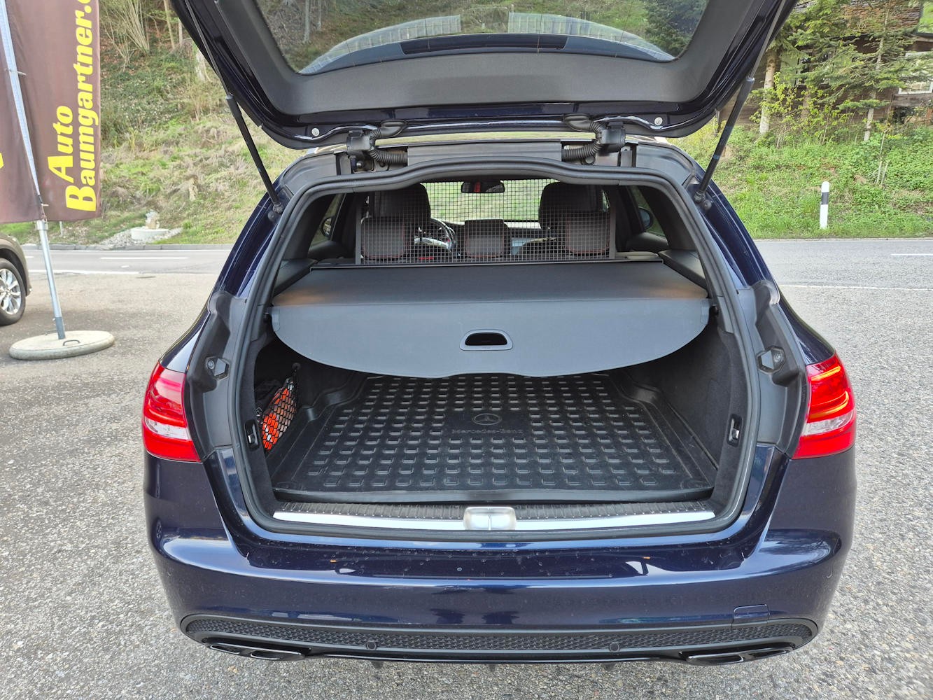 MERCEDES-BENZ C 43 AMG 4Matic 9G-Tronic-image-12