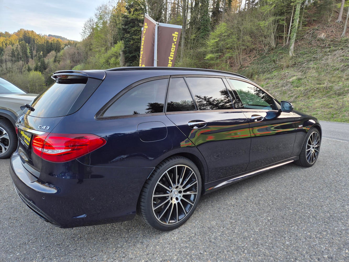 MERCEDES-BENZ C 43 AMG 4Matic 9G-Tronic-image-6