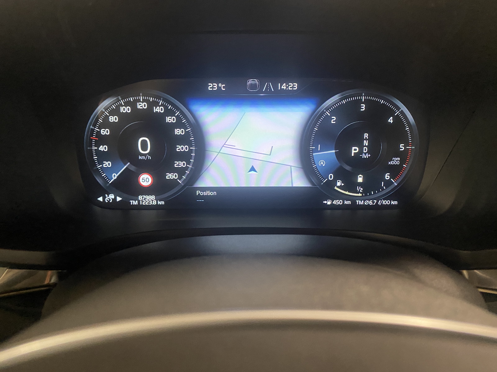 VOLVO V60 2.0 B4 Inscription-image-10